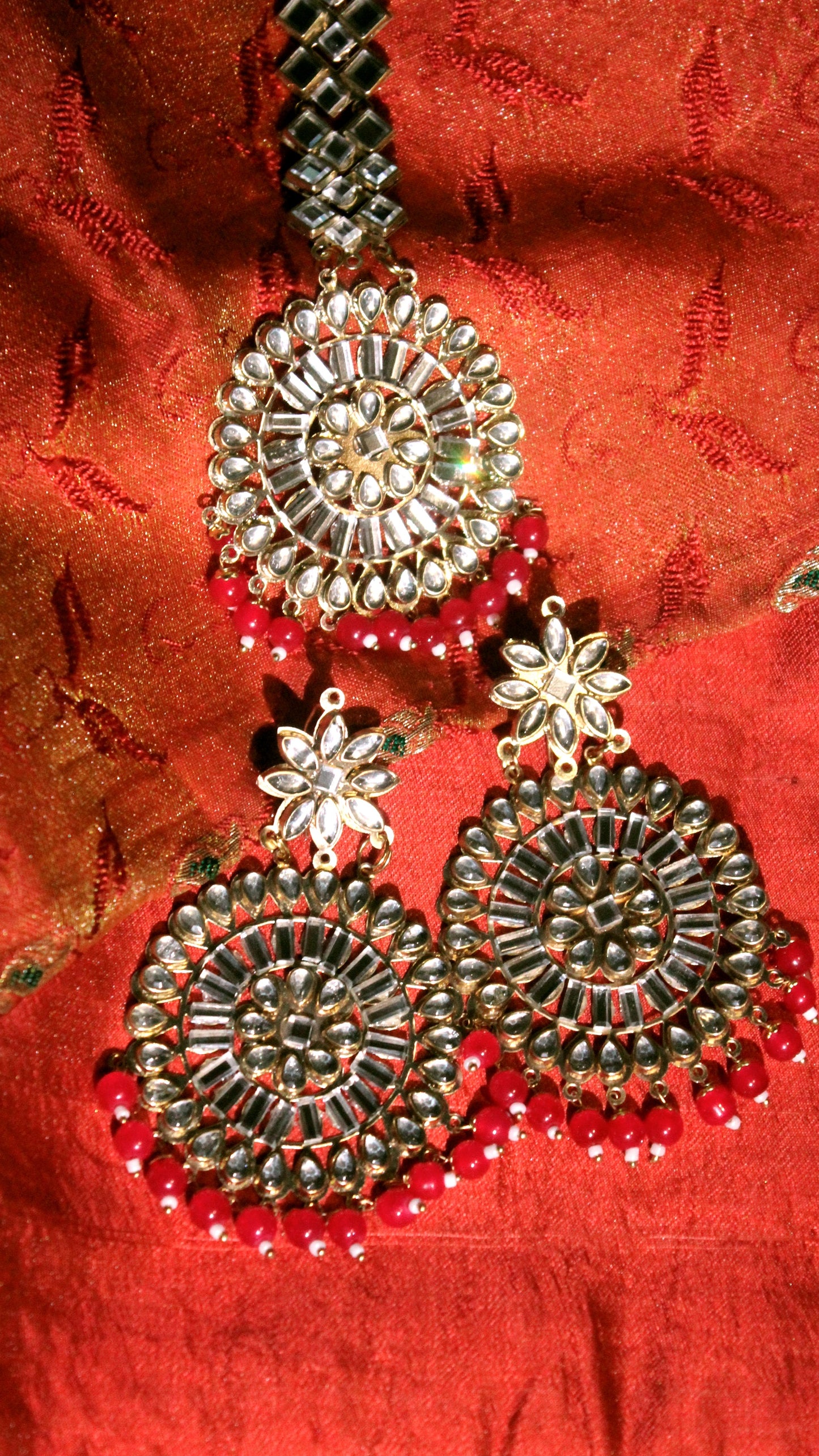 Saanjh Maangtika & Earring Set – The Golden Glow of Evening